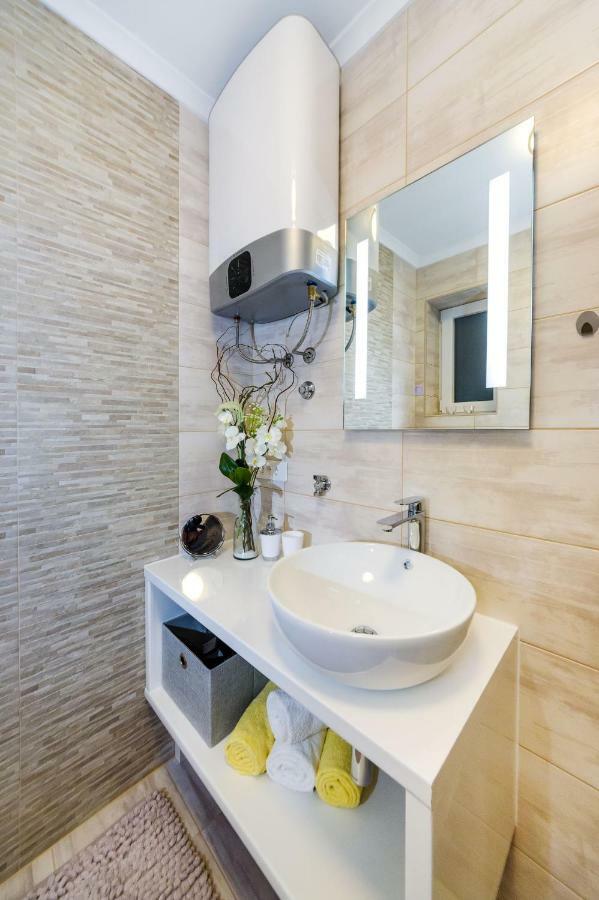 Dolcevita Ii Appartement *